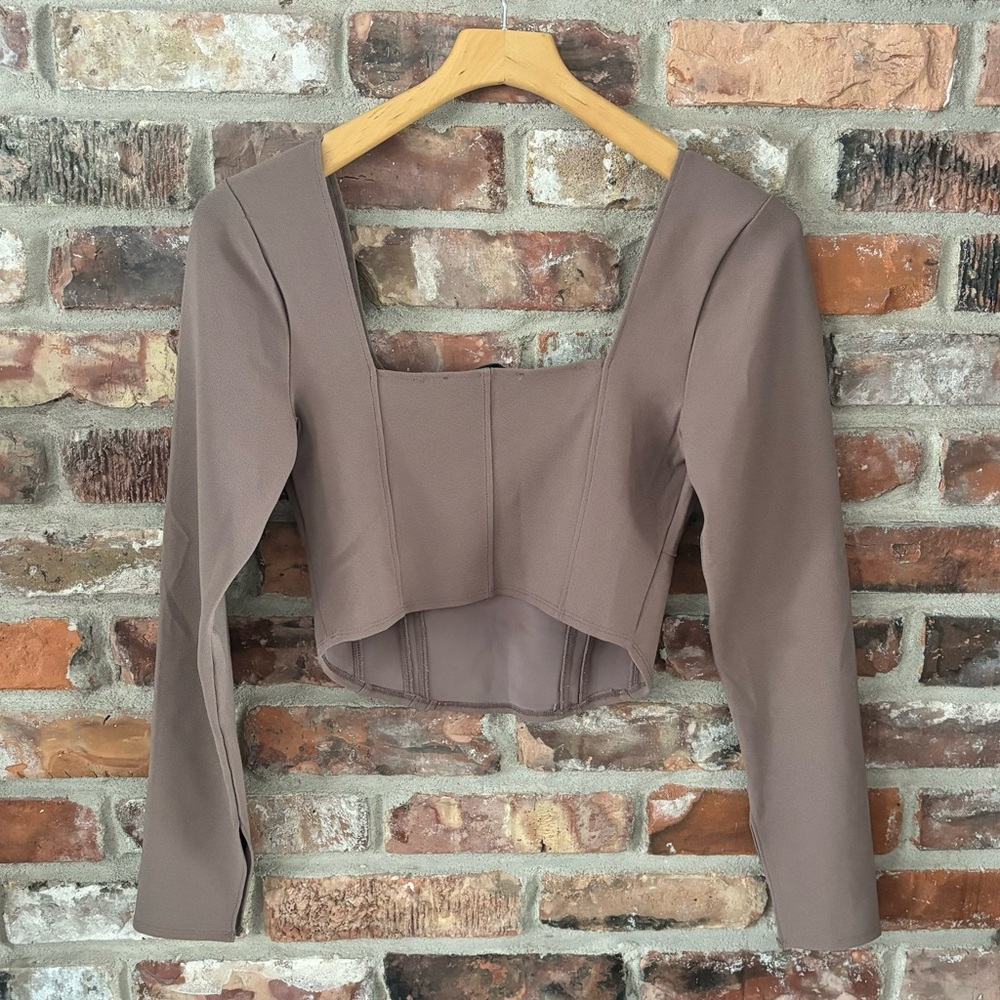 Abercrombie Corset Style Long Sleeve Crop Top Shirt, M - Picture 7 of 8